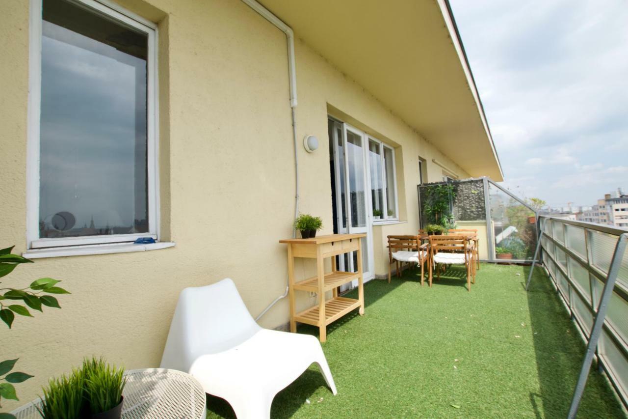 Standard Apartment By Hi5 - Incredible View With Terrace Budapest Esterno foto