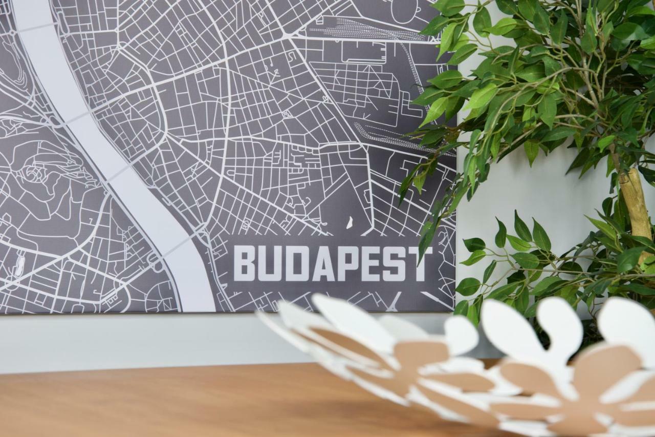 Standard Apartment By Hi5 - Incredible View With Terrace Budapest Esterno foto
